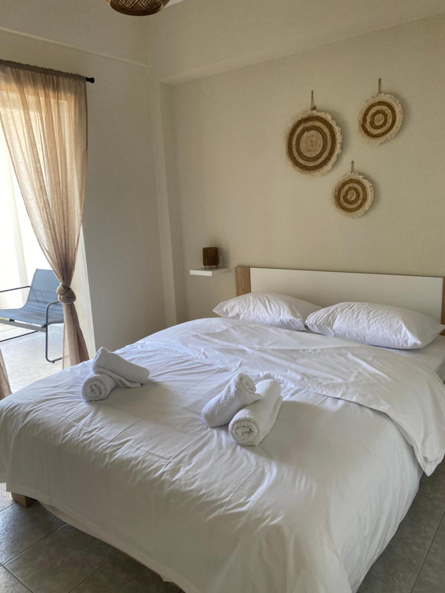 Appartement Sun & Sea à Nea Irakleia Extérieur photo